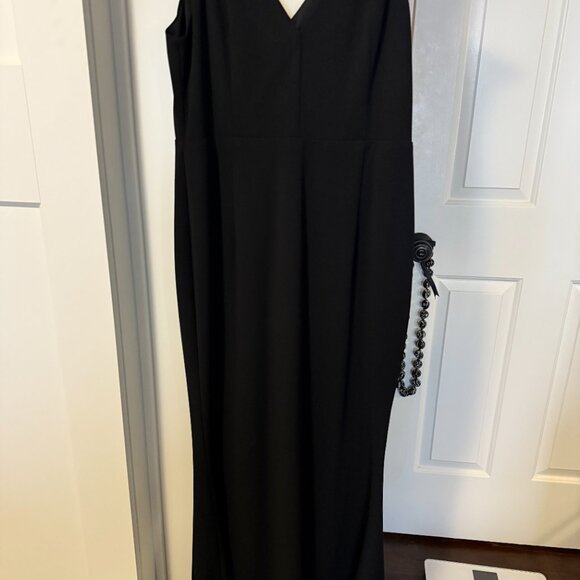 BUPT Womens VNeck Dress  - Size L - Picture 4 of 4